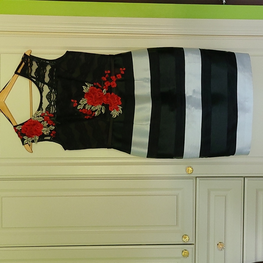 Sara R, Linnen Dress